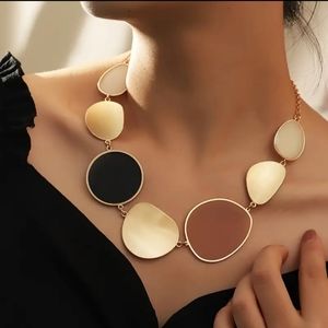 Asymmetrical Colorblock Necklace